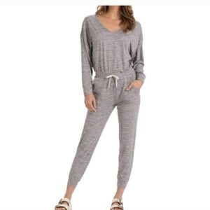 Vuori Lux Performance Jumpsuit In Clay Heather XL